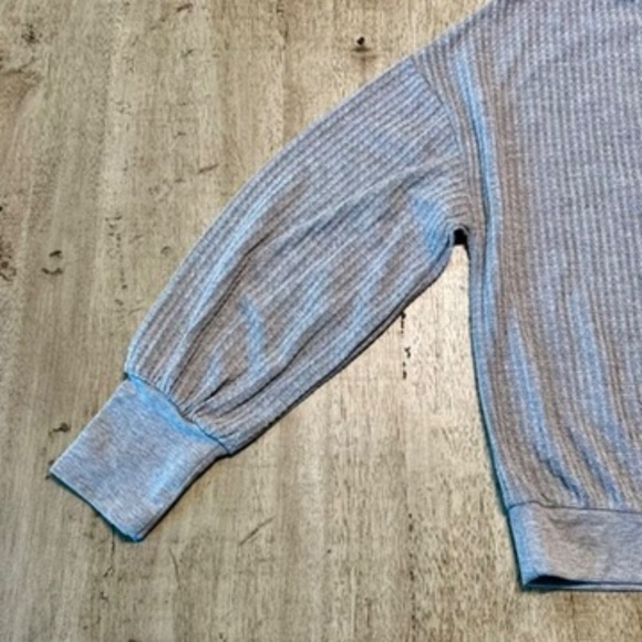 For The Republic Bubble Sleeve Sweater - Picture 3 of 6